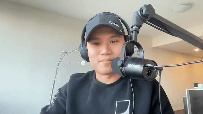 Tinybird is the go-to platform for user-facing analytics. We get all of the performance of a very fast database but everything is just APIs and JSON.